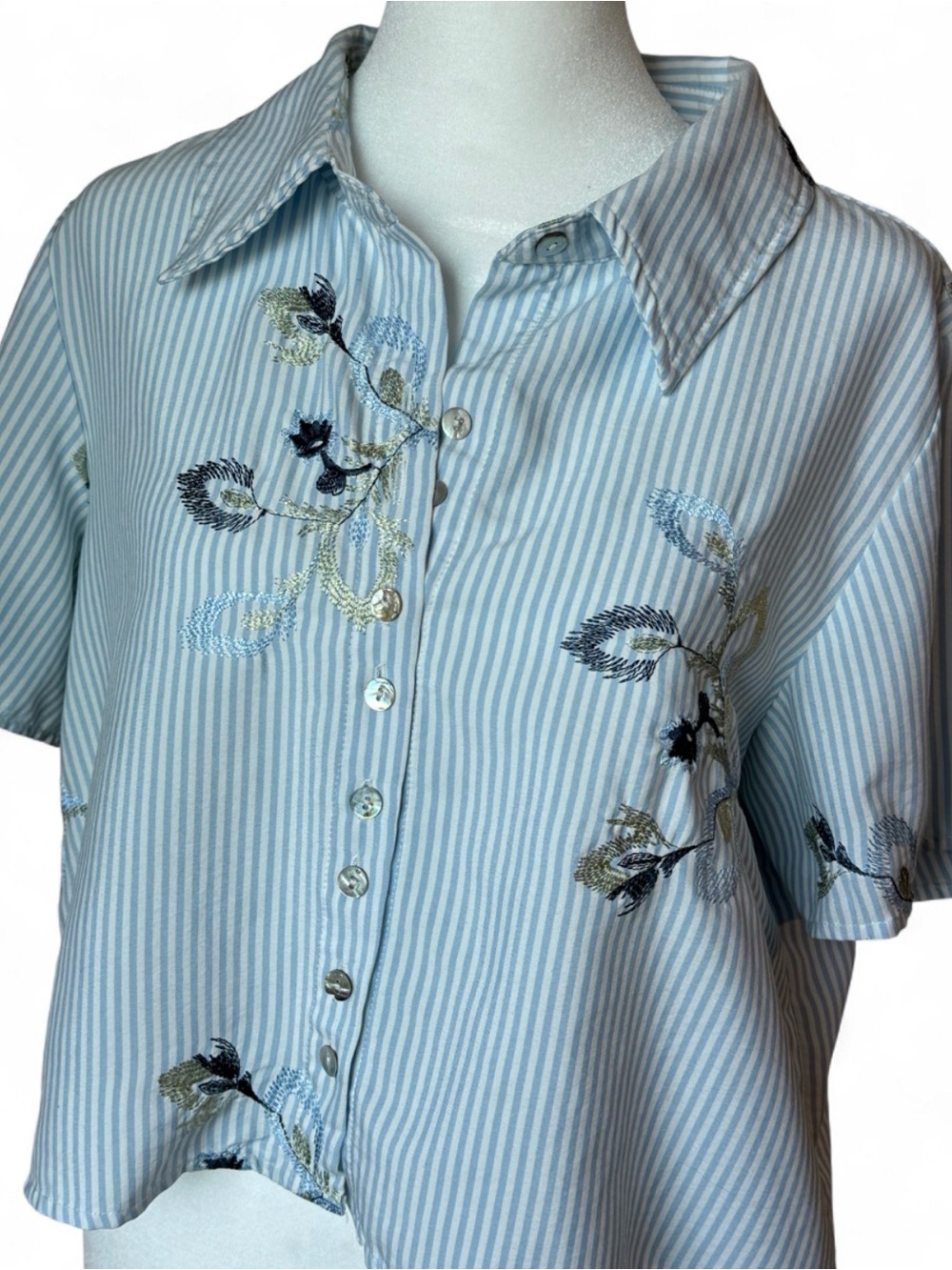 NWOT Hobbs London Embroidered Floral Stripe Short Sleeve Blouse Size 8 - Picture 1 of 8